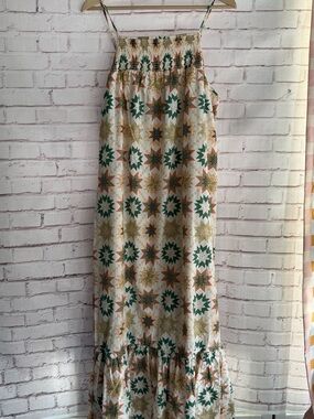 Universal Thread Cream Quilt Print Maxi Dress